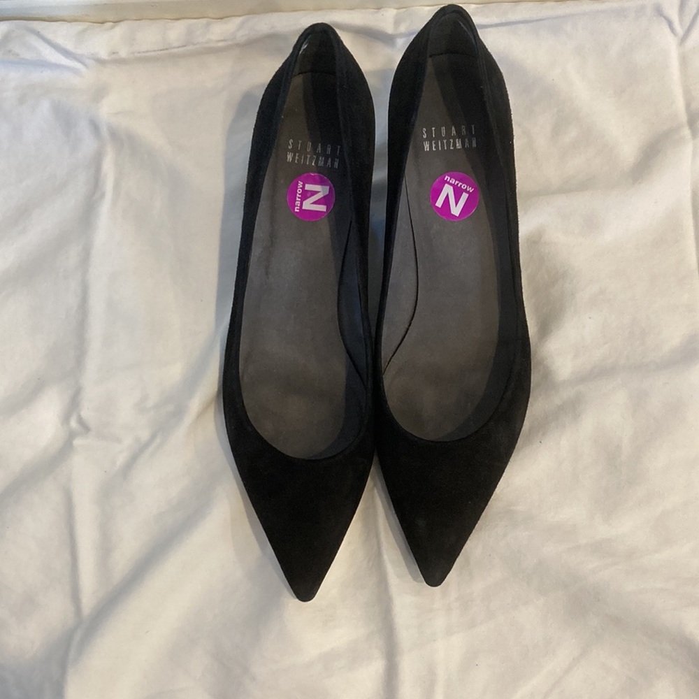 Stuart Weitzman Kitten Heel, Size 8.5 - image 6